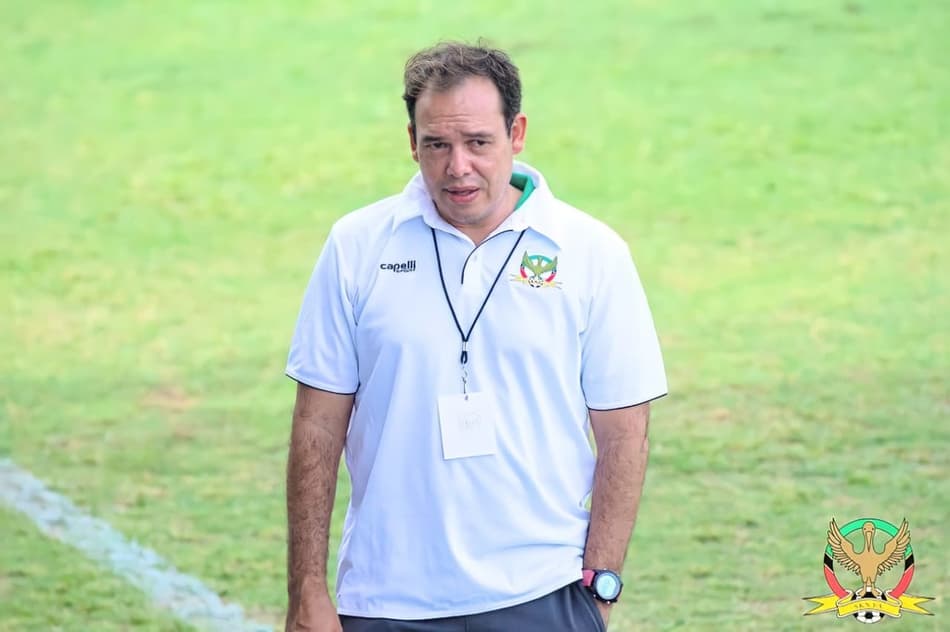 Léo Neiva conquista classificação para a segunda fase das eliminatórias da Concacaf para a Copa do Mundo