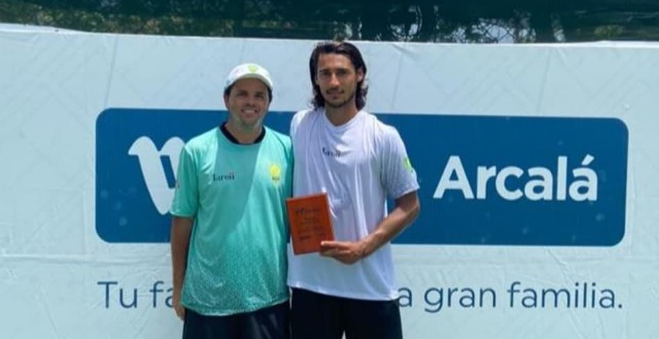 Igor Marcondes luta por 3h, mas é vice em Sto. Domingo
