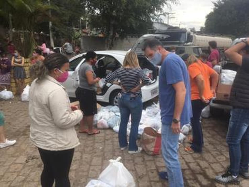 Campanha Solidária do polo aquático conta com o apoio de Furnas