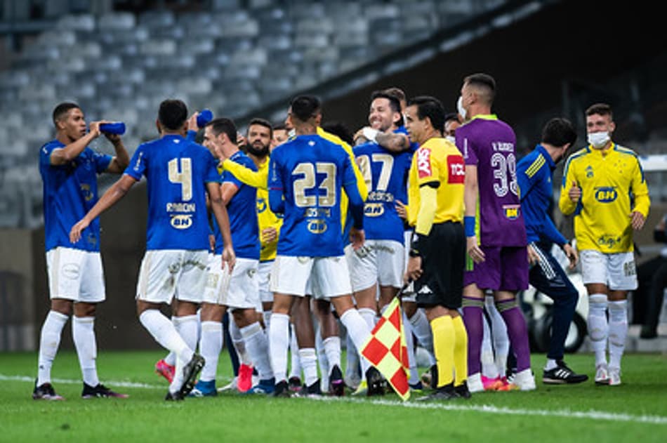 Veja os gols da vitória do Cruzeiro sobre o Vasco pela Série B