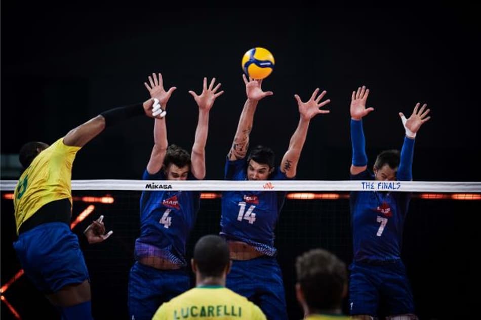 Leal dá show, Brasil vence a França e está na final da Liga das Nações