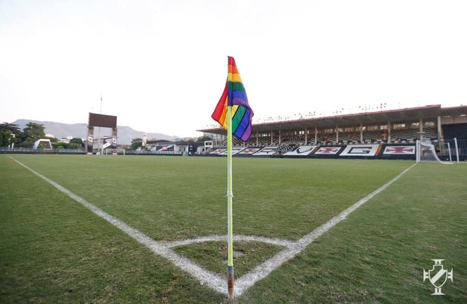 Vasco reforça DNA de luta contra o preconceito. Veja momentos em que o clube defendeu as causas sociais