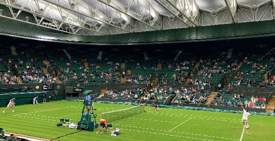 Batalha de Kyrgios é suspensa por lei local em Wimbledon