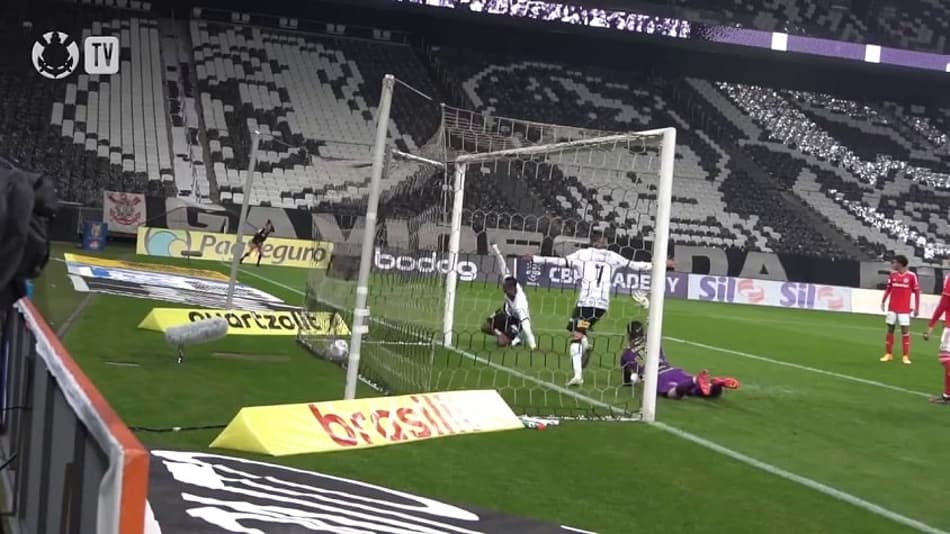 VÍDEO: Assista ao gol de Jô no empate do Corinthians com o Inter
