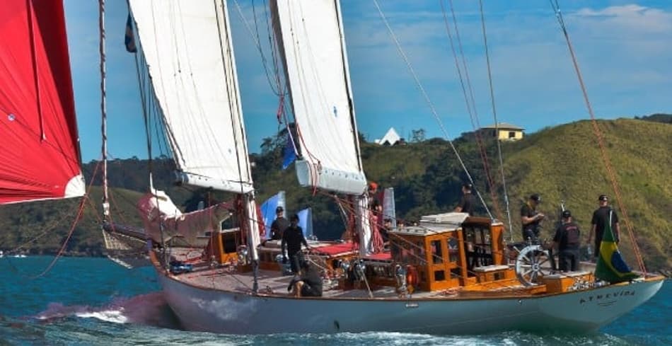 Veleiros clássicos são destaques na 48ª Semana Internacional de Vela de Ilhabela