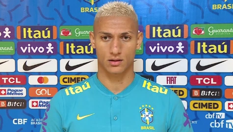 Richarlison vê com naturalidade provocações em torno de Brasil e Argentina: ‘A gente dá conta’