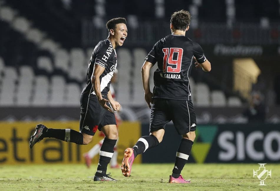 De olho no G4, Vasco encara o Sampaio Corrêa e busca a quarta vitória seguida em São Januário