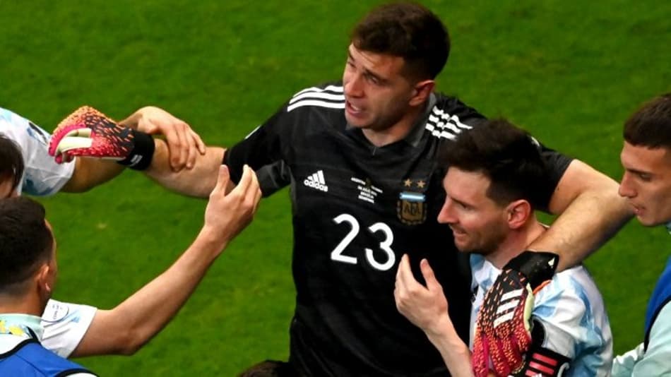 Goleiro da Argentina lamenta ofensas contra Colômbia na Copa América
