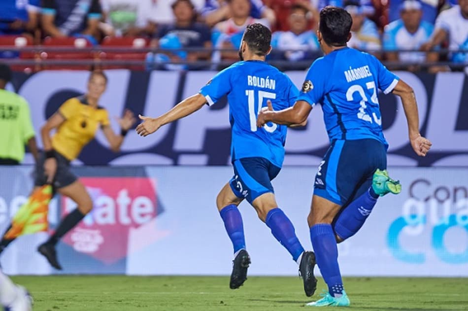 Copa Ouro: El Salvador estreia com vitória sobre a Guatemala