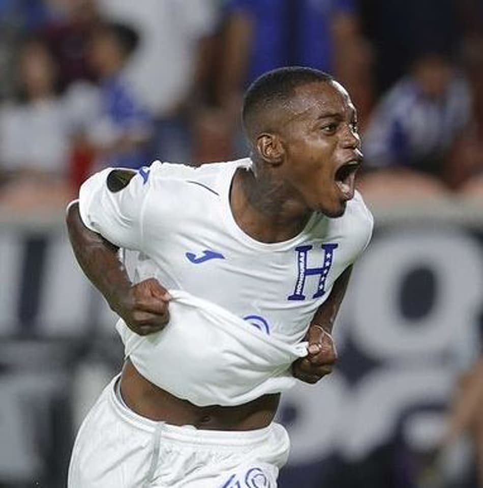 Copa Ouro: Com direito a falha grotesca do goleiro, Honduras massacra Granada