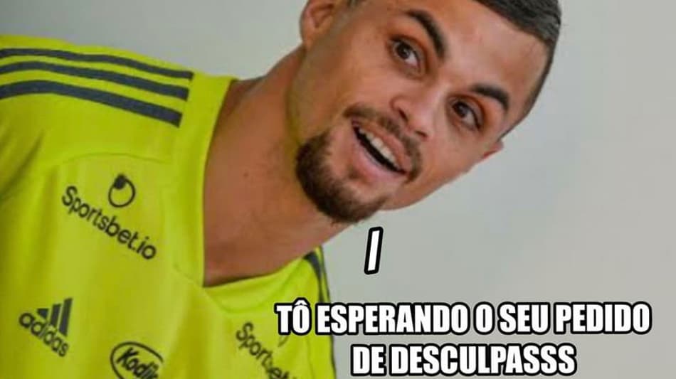 Rubro-negros fazem memes e enaltecem Michael após vitória sobre o Defensa y Justicia; veja