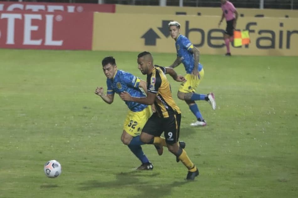 Táchira e Rosario ficam no empate em jogo de ida pela Sul-Americana