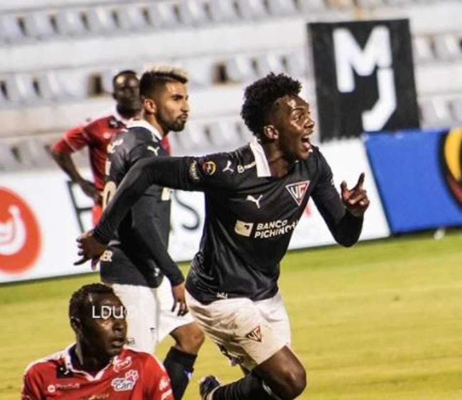 Alô, Grêmio! LDU vence no último compromisso antes da Sul-Americana