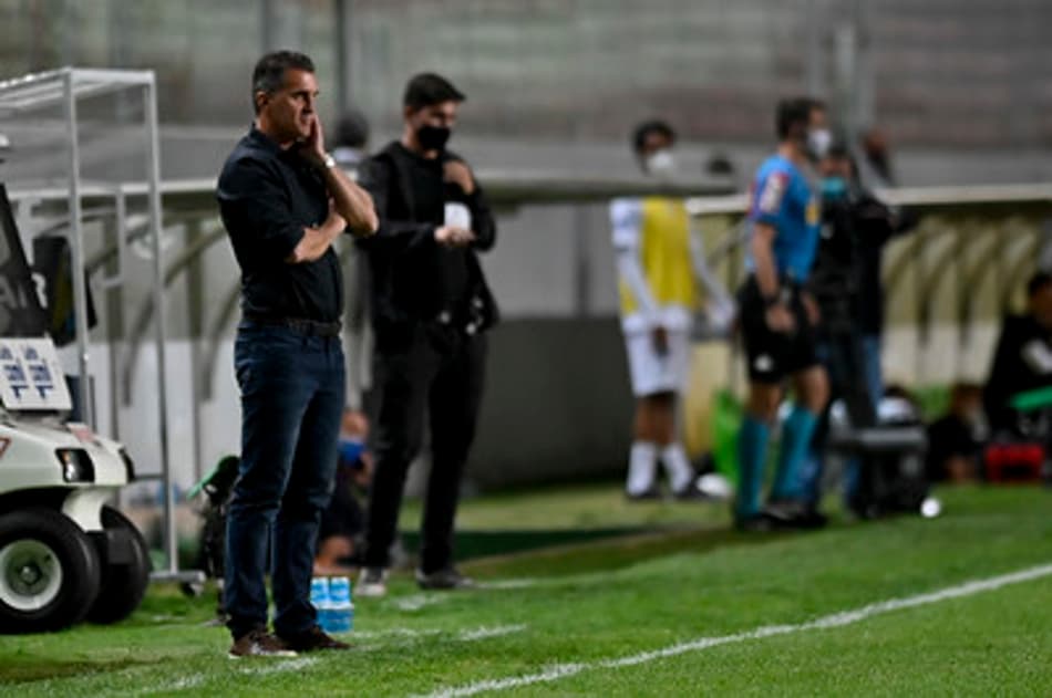 Após derrota para o Sport, Vagner Mancini garante que o América-MG ainda procura por reforços