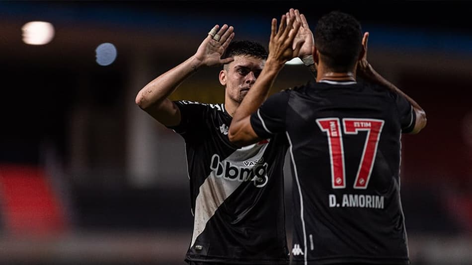 ATUAÇÕES: Defesa falha em dois gols, mas Daniel Amorim marca de cabeça e Vasco empata com o CSA