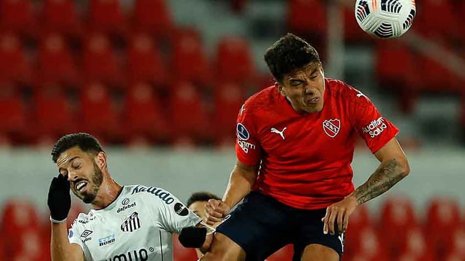 Campeão da Libertadores inova em escolha de novo técnico
