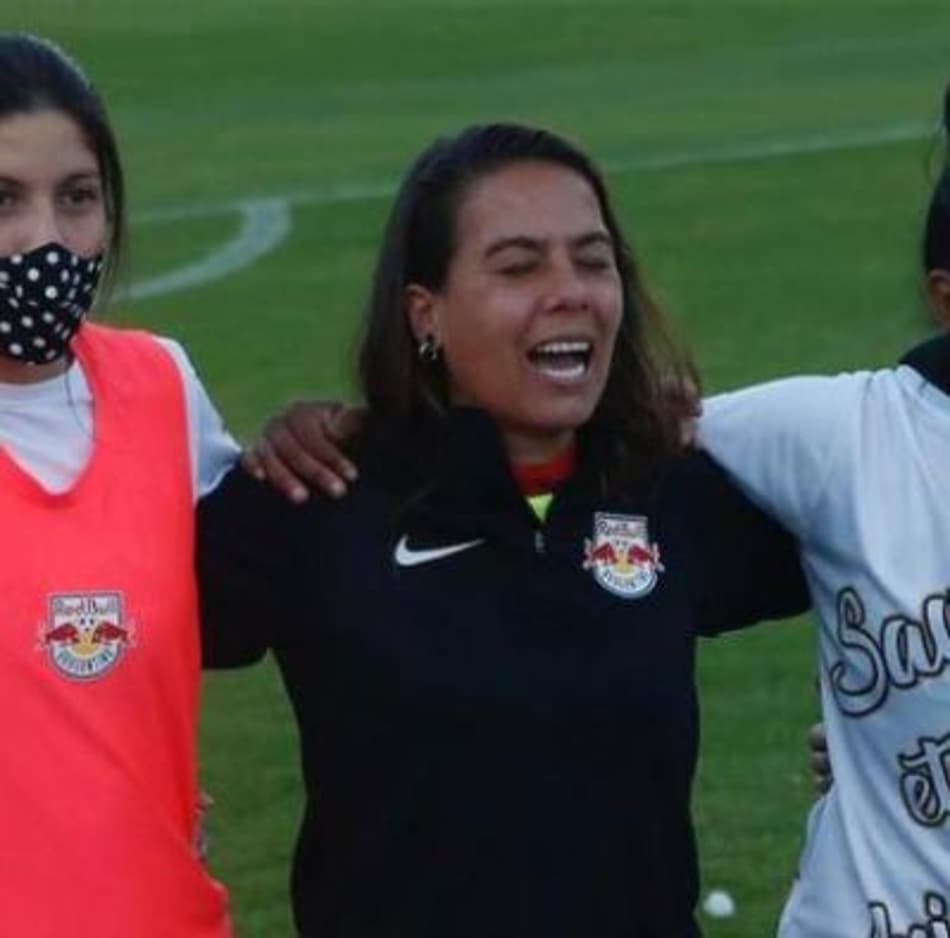 Camilla Orlando comenta o acesso para a elite e vaga na semifinal da Série A2