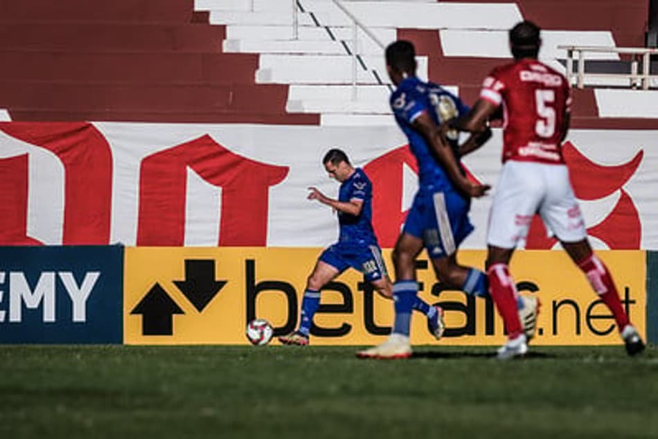 ‘Falar pouco e trabalhar muito’ é o discurso do Cruzeiro pela má fase