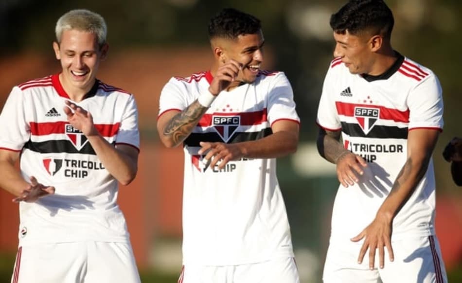 Sub-20: São Paulo goleia o Bahia e se mantém na ponta do Brasileirão