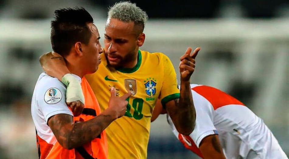 Cueva abre o jogo sobre papo com Neymar após partida da Copa América