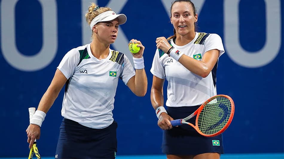 Luisa Stefani e Pigossi caem para suíças na semifinal do tênis e lutam pelo bronze em Tóquio