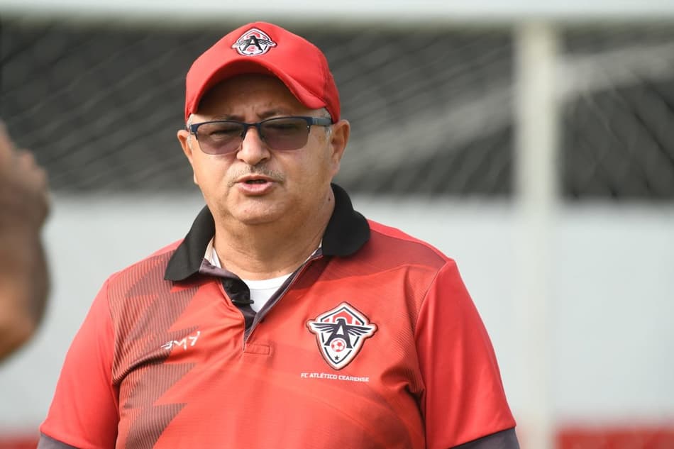 Raimundo Wagner celebra dois anos no comando do Atlético-CE e espera concluir o contrato restante