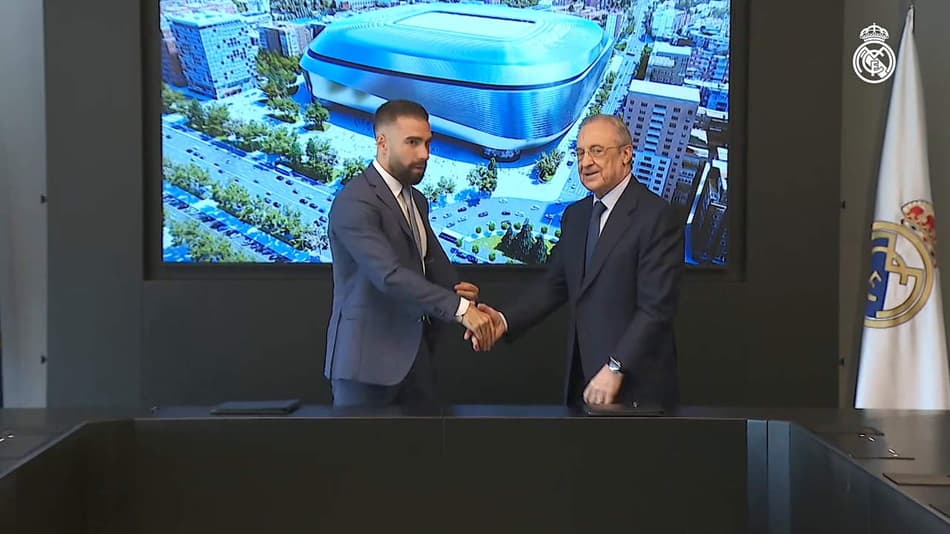 Daniel Carvajal renova com o Real Madrid até 2025
