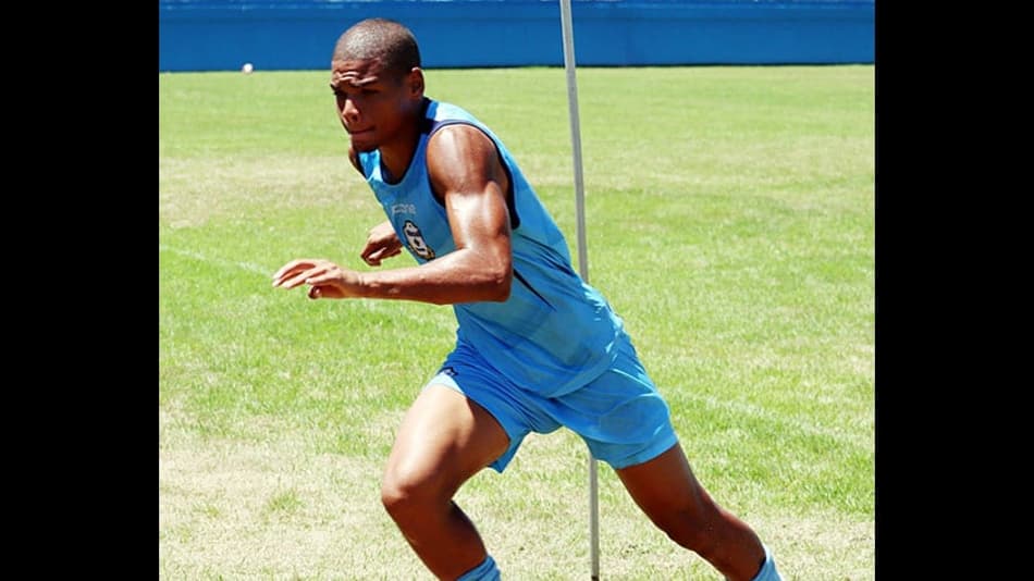 Na Série A2 do Carioca, Marcelinho, atacante do Macaé, espera repetir sucesso de Matheus Babi