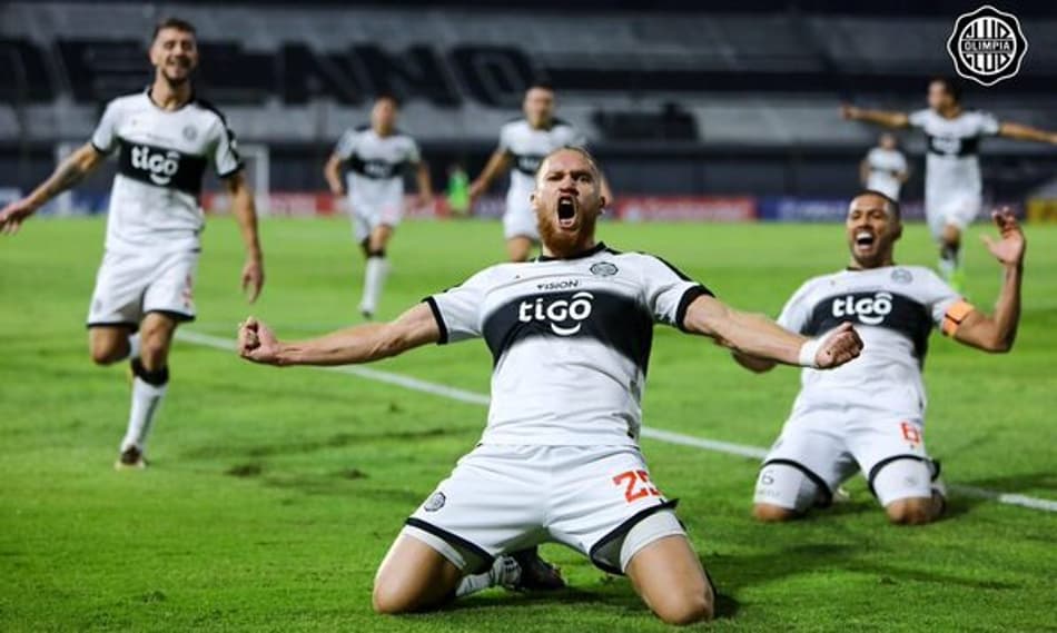Olimpia, rival do Flamengo na Libertadores, acerta venda de titular para futebol espanhol