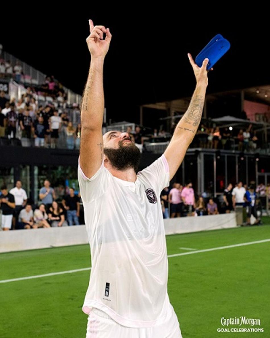 Desencantou! Higuaín faz dois; confira o desempenho do atacante na MLS