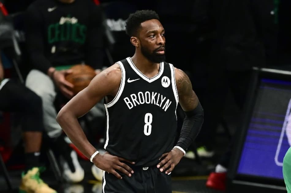 Nuggets renova com dois atletas e acerta com Jeff Green