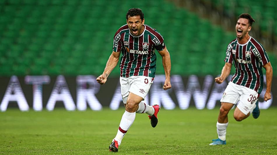 Fred faz 38 anos com carinho especial da torcida do Fluminense; relembre momentos marcantes