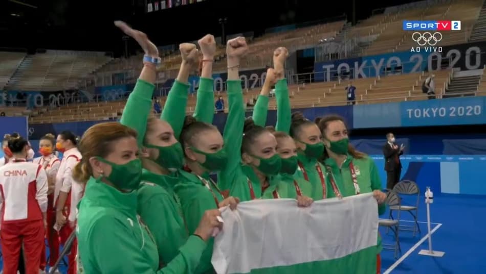 Bulgária põe fim à hegemonia russa e é ouro na ginástica rítmica por equipes nos Jogos Olímpicos