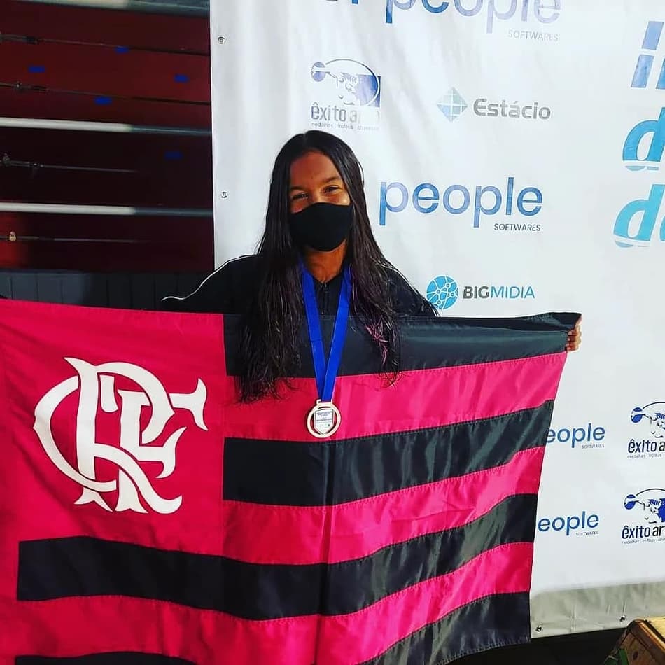 Atleta do Flamengo natação infantil
