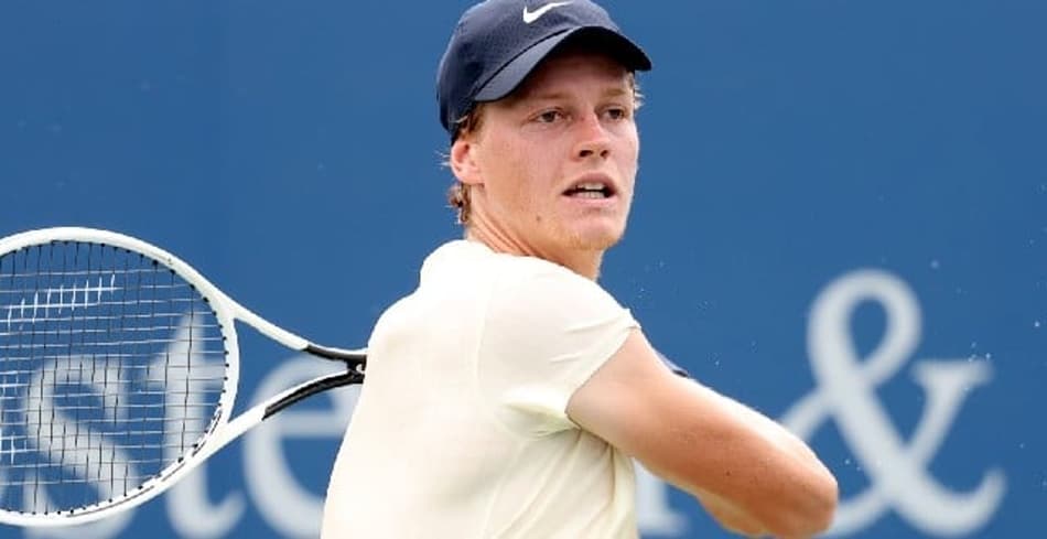 Sinner vence na estreia em Cincinnati no dia do aniversário