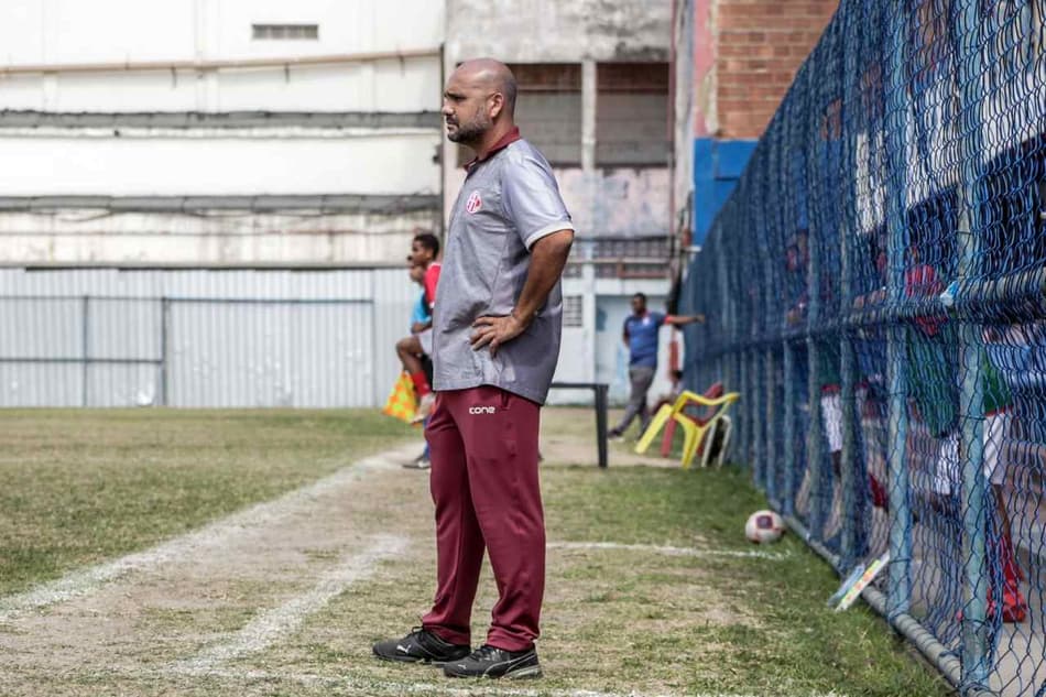Treinador do America, Marcus Dantas, projeta final do carioca sub-20 A2: ‘Estamos focados’