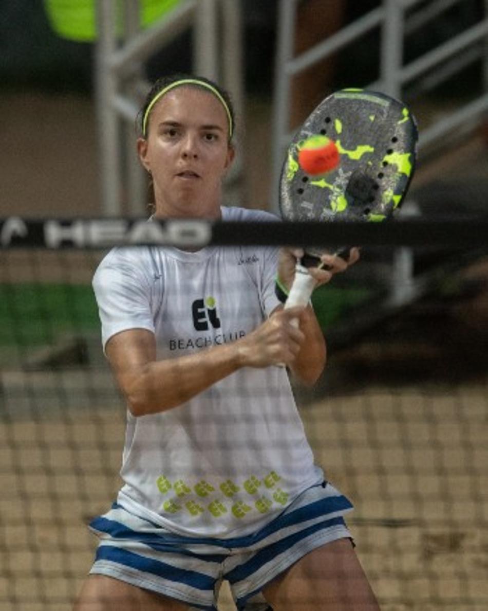 Dupla com campeã mundial vai à semi do Macena Open e tenta revanche