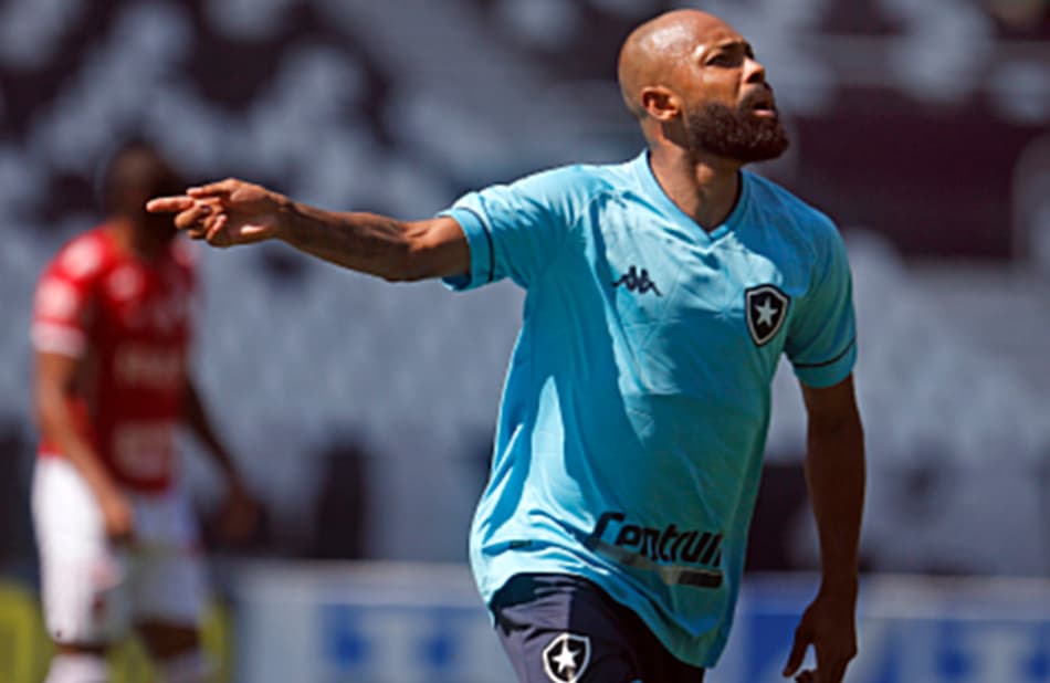 ATUAÇÕES: Chay, Navarro e Diego Gonçalves marcam no triunfo do Botafogo; confira as notas do time