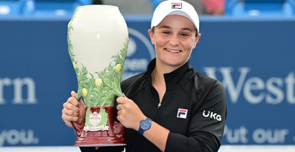 Barty arrasa Teichmann e é campeã em Cincinnati, 5º título no ano