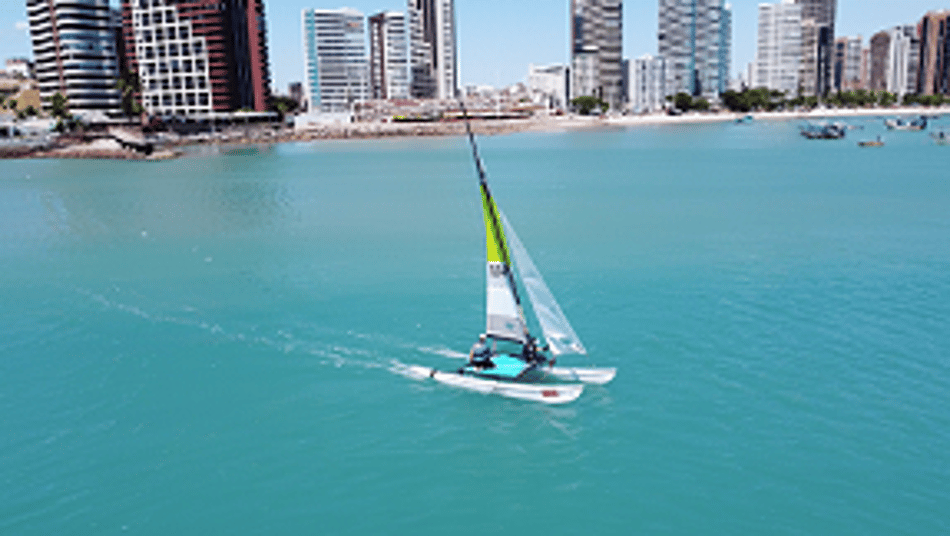 Copa Brasil de Vela de Praia reúne 60 barcos no Ceará