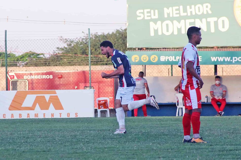 Erick Salles marca 1º gol pelo Cianorte e vibra por boa fase: ‘Dá confiança’