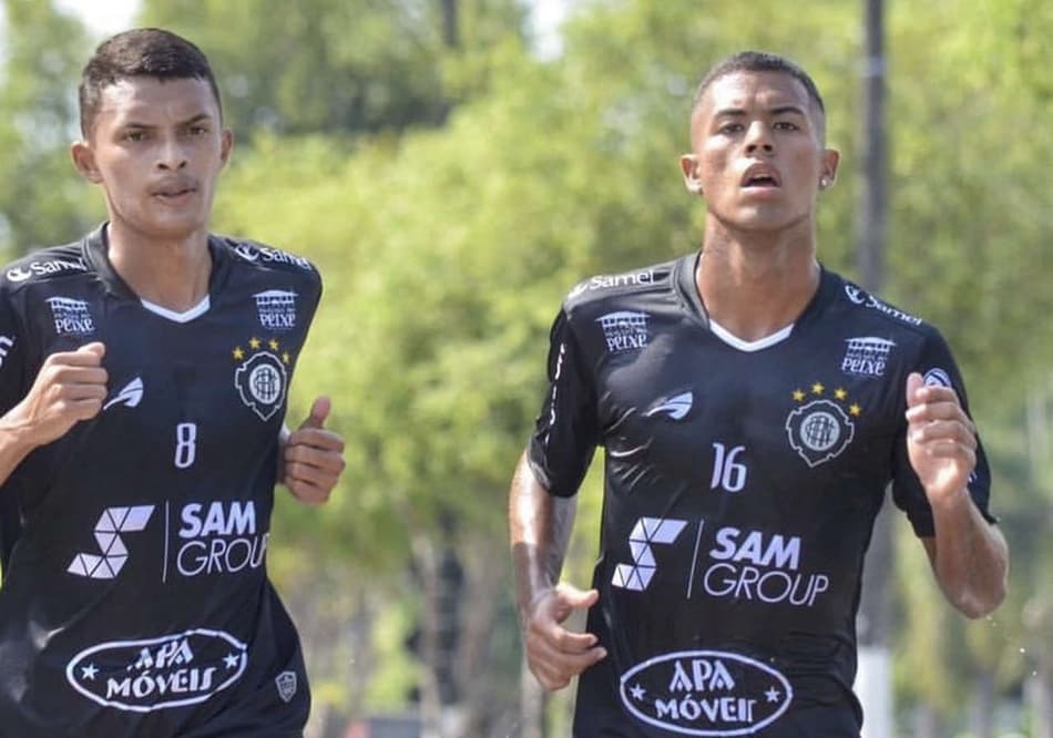 Lateral-direito Alan Patrick fala sobre reta final de 2021 no Rio Negro e fala dos objetivos do clube