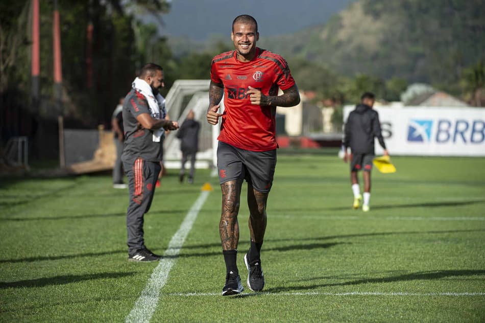 VÍDEO: veja como foi a reapresentação do elenco do Flamengo após três dias de folga