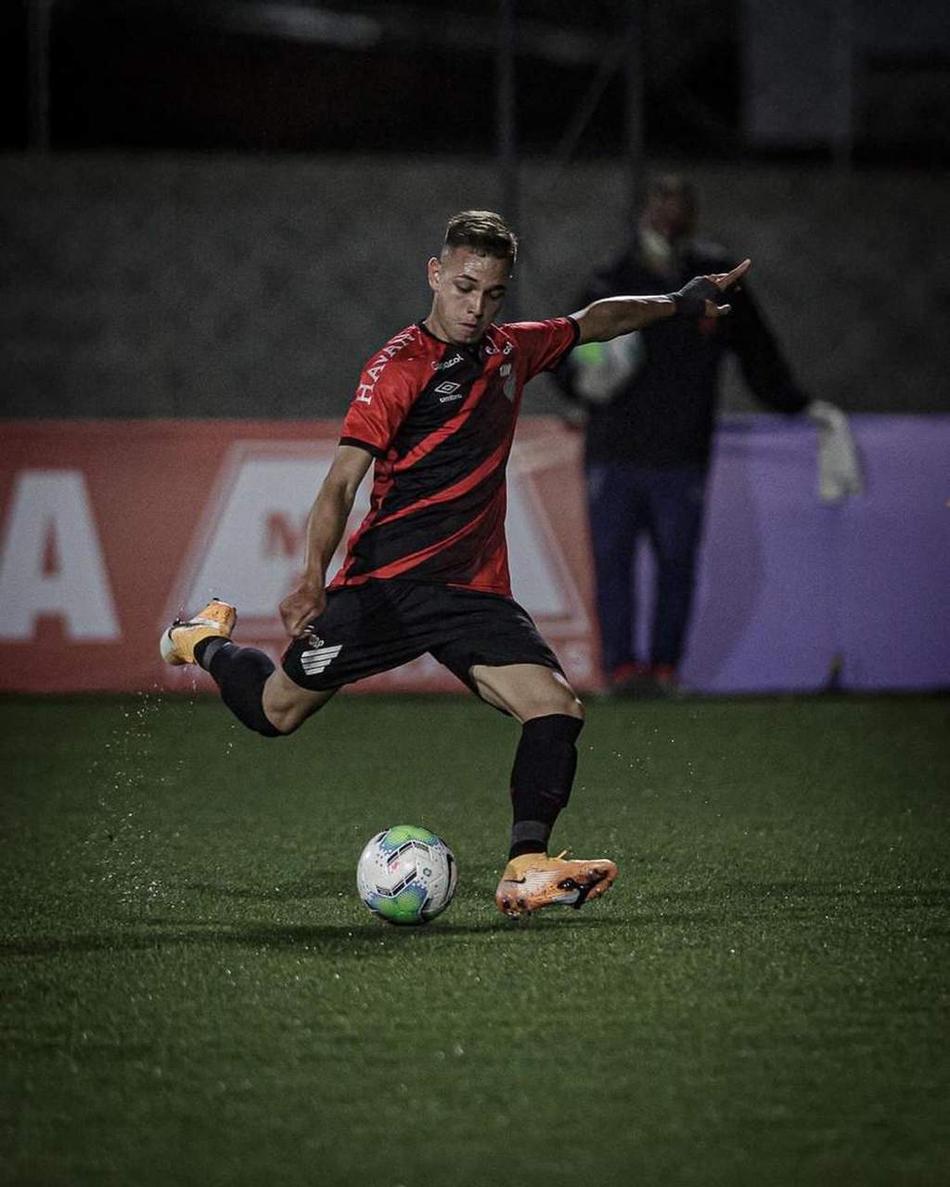 Dudu Scheit marca os dois gols da virada do Athletico e mira objetivo no Brasileiro Sub-20: ‘O primeiro lugar’