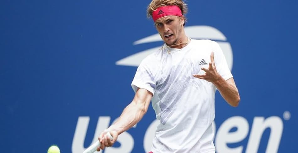 Zverev prevê dura batalha contra Sinner nas oitavas