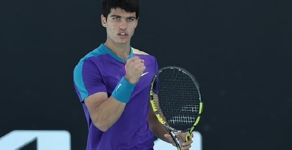 Alcaraz vence Gojowczyk e vai às quartas de final do US Open