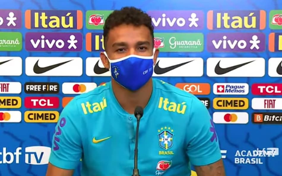 Danilo, sobre Brasil x Argentina: ‘Todo mundo sabe que os quatro atletas jogavam na Inglaterra’