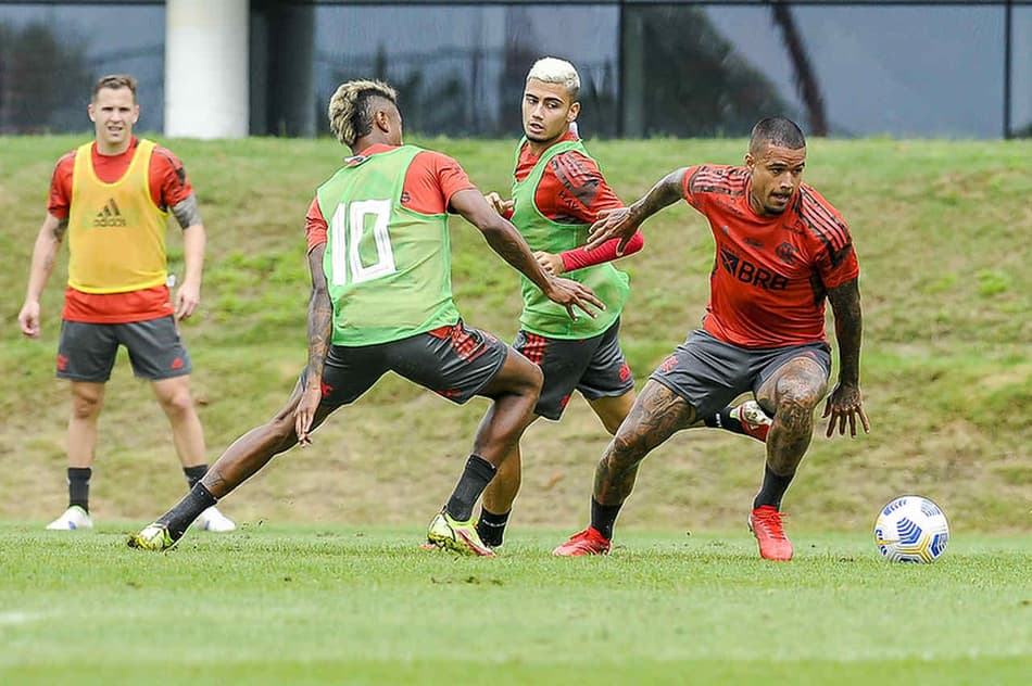 Kenedy, Andreas Pereira e Bruno Henrique