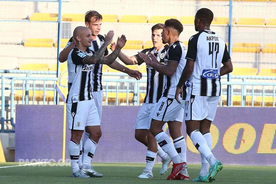 Dupla ex-Corinthians brilha, e PAOK vence segunda no Campeonato Grego