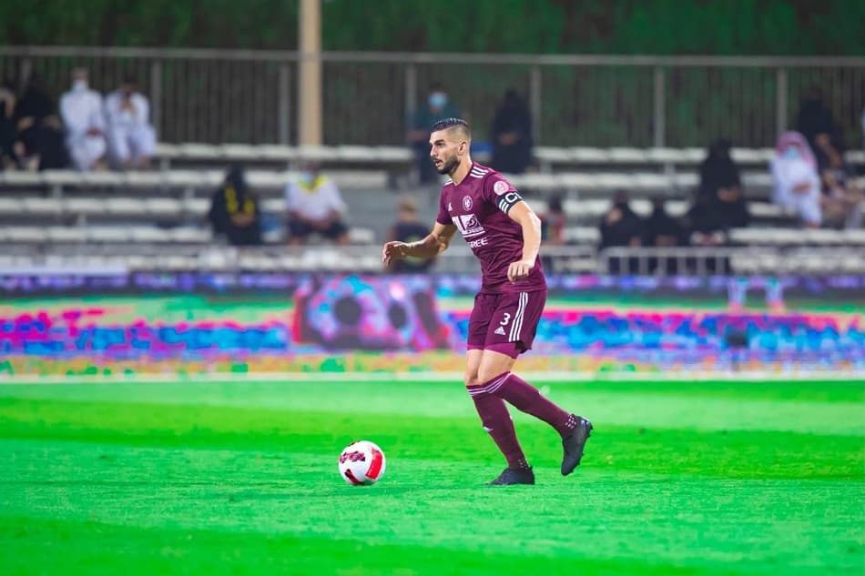 Igor Rossi comemora vitória do Al-Faisaly e ressalta: 'Muito importante por ser um derby'